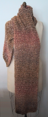 Multi-toned Modulating Scarf